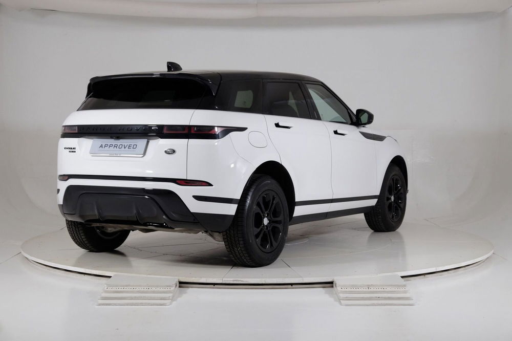 Land Rover Range Rover Evoque 2.0D I4-L.Flw 150 CV AWD Auto S del 2019 usata a Torino (2)