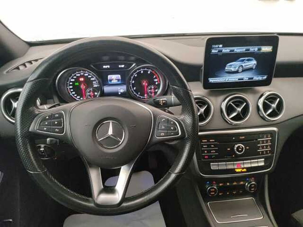 Mercedes-Benz GLA SUV usata a Varese (12)