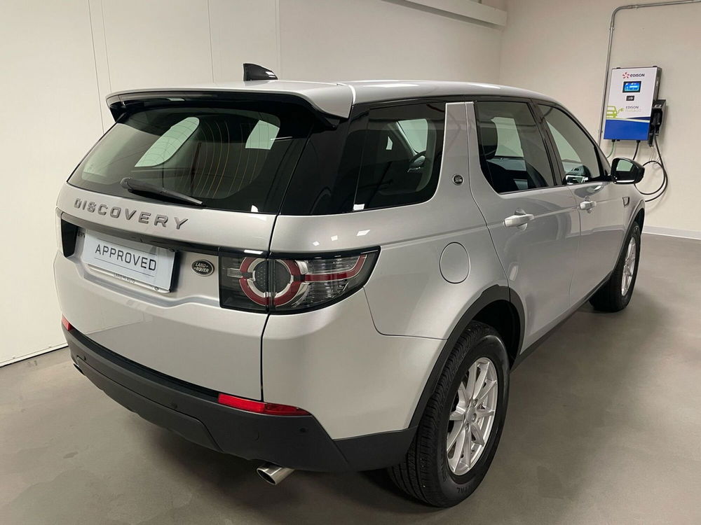 Land Rover Discovery Sport usata a Milano (2)