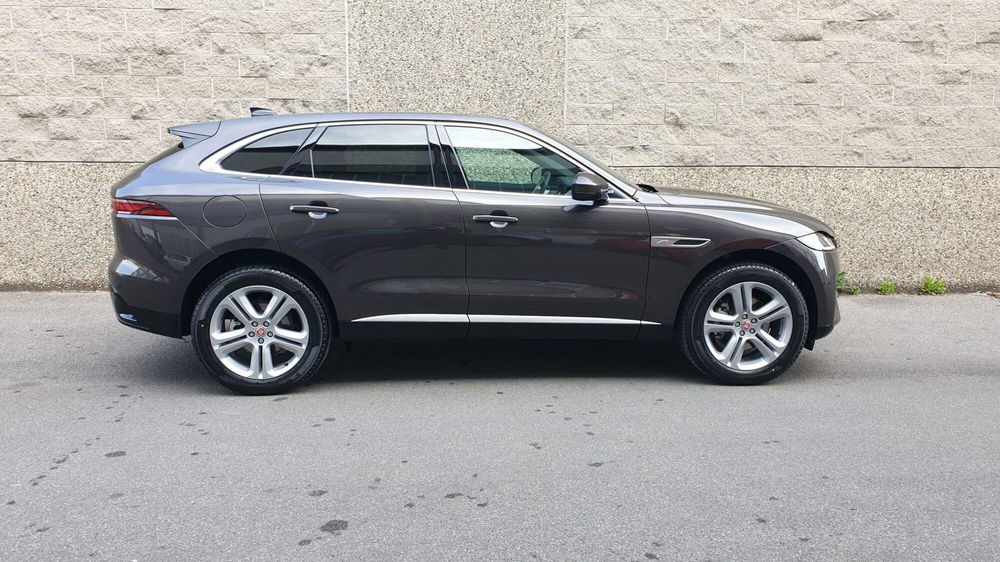 Jaguar F-Pace nuova a Bergamo (6)