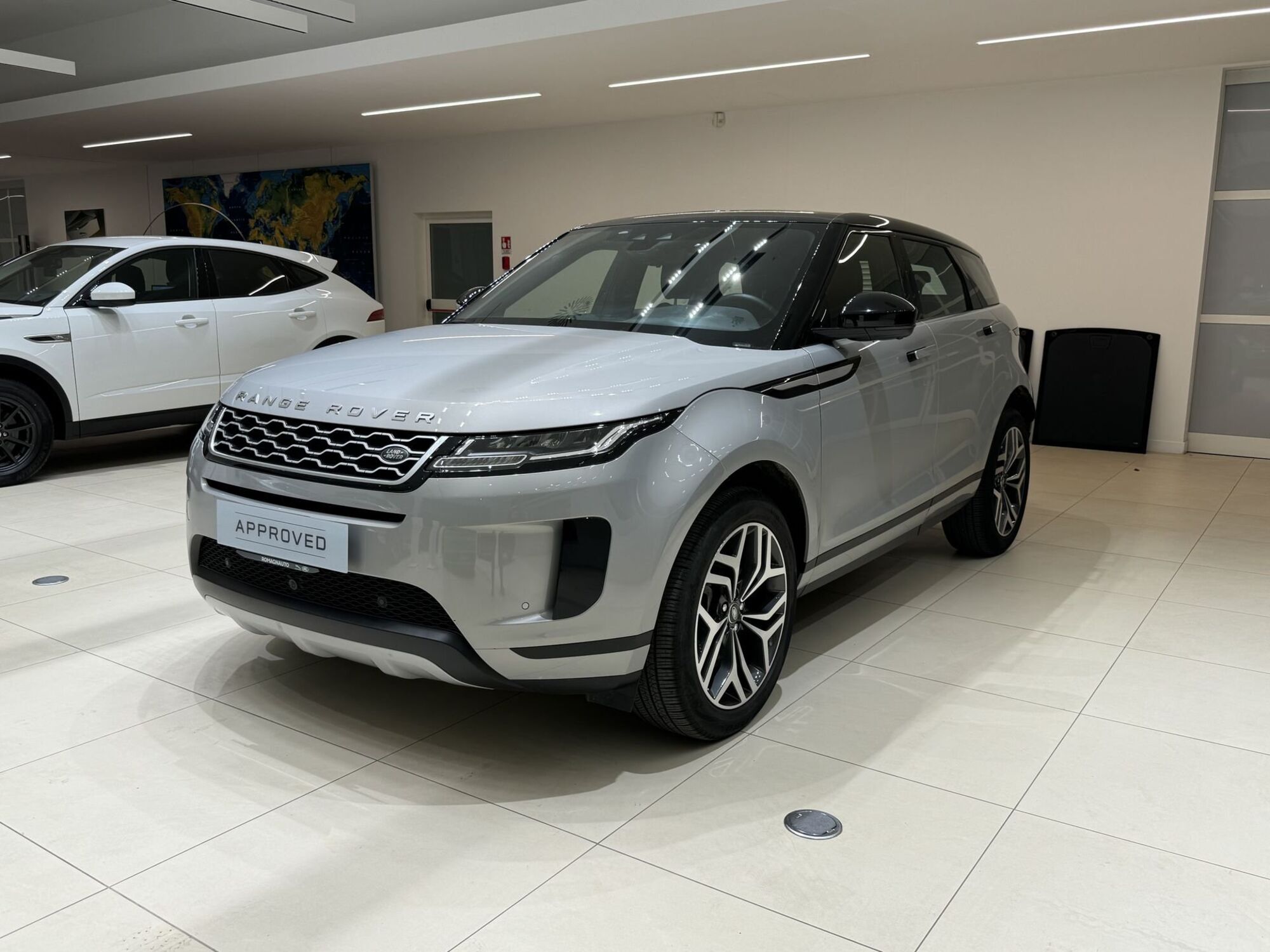 Land Rover Range Rover Evoque 2.0D I4-L.Flw 150 CV AWD Auto S del 2019 usata a Forli&#039;