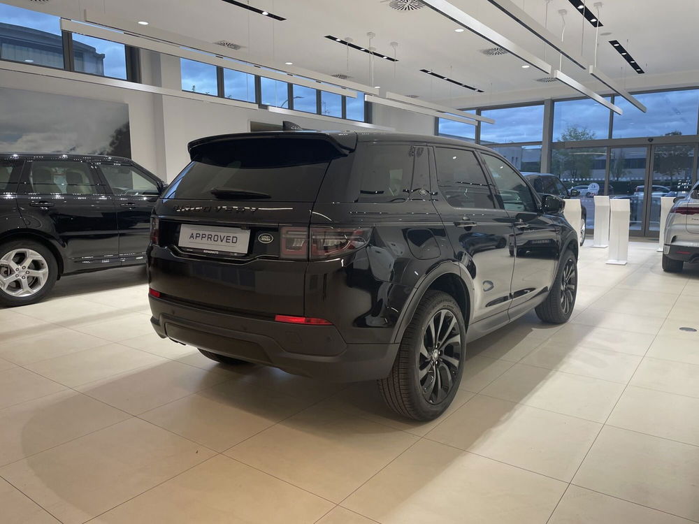 Land Rover Discovery Sport nuova a Forlì-Cesena (2)