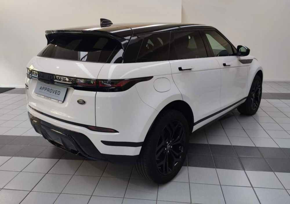 Land Rover Range Rover Evoque 2.0D I4-L.Flw 150 CV AWD Auto HSE del 2019 usata a Novara (2)