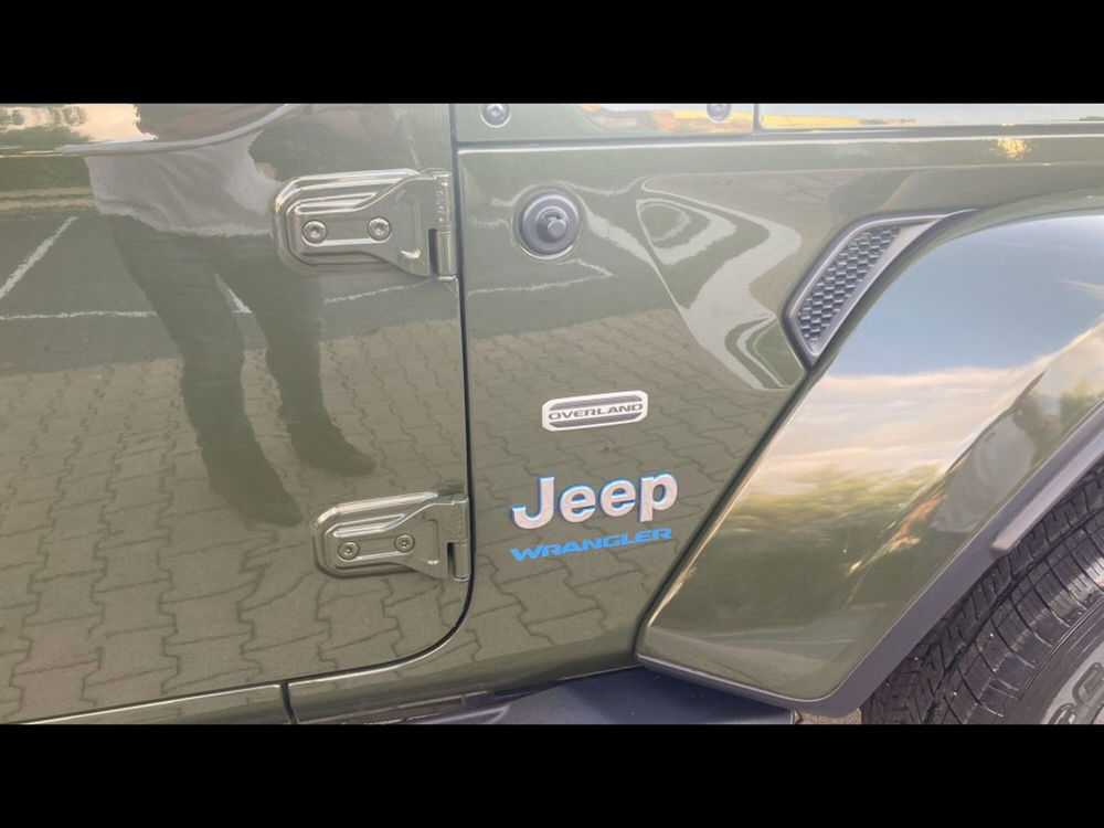 Jeep Wrangler Unlimited nuova a Livorno (6)