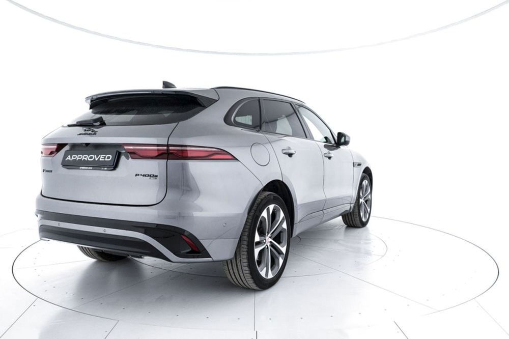 Jaguar F-Pace usata a Viterbo (2)