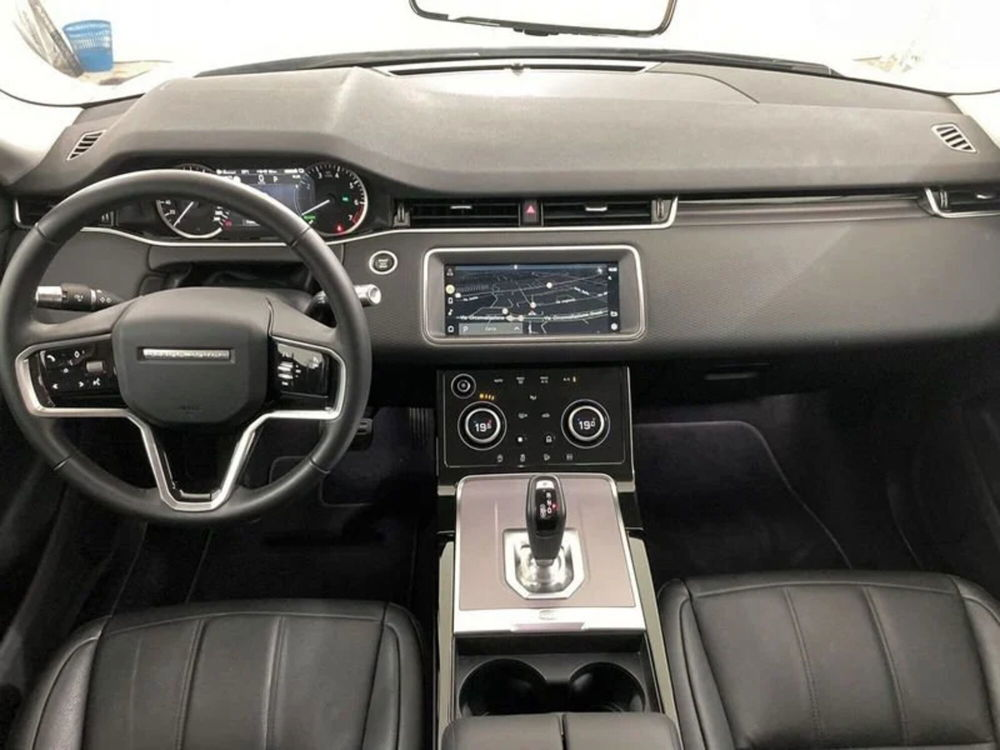 Land Rover Range Rover Evoque 1.5 I3 PHEV 300 CV AWD Auto  del 2021 usata a Pesaro (4)