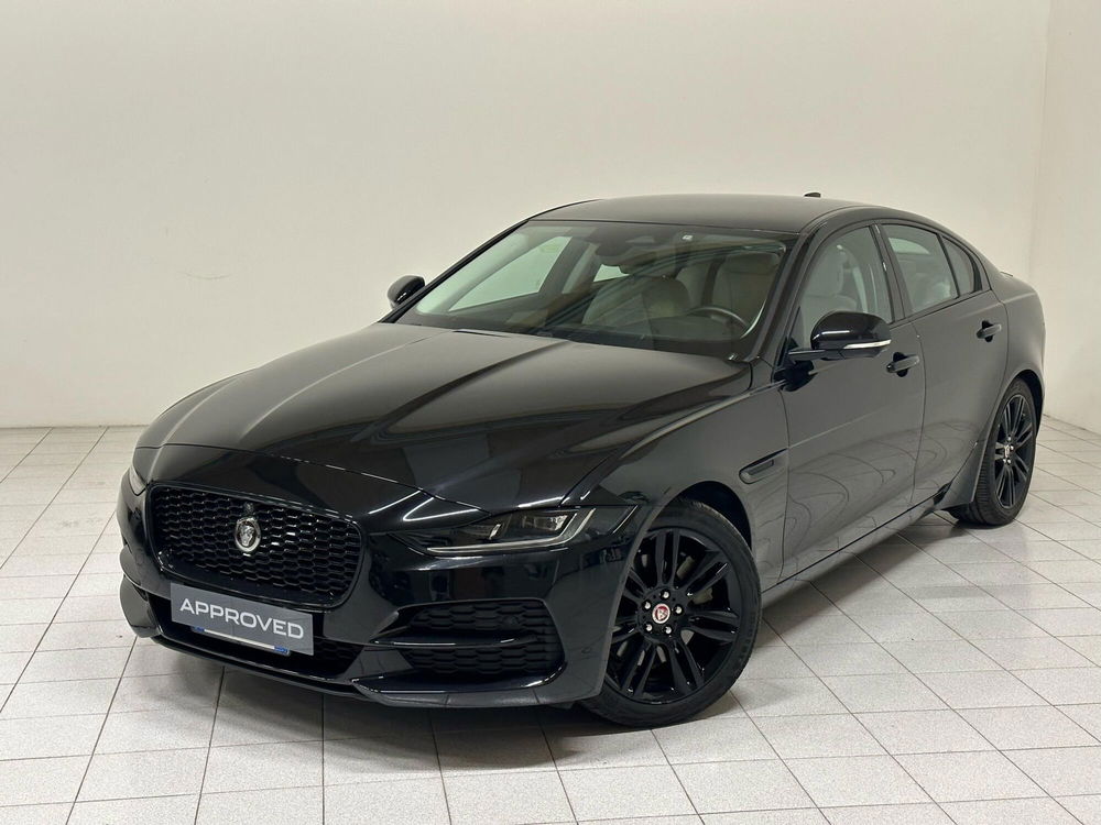 Jaguar XE usata a Novara