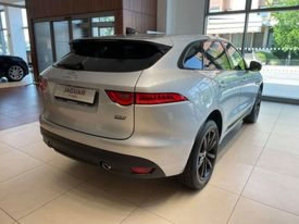 Jaguar F-Pace nuova a Forlì-Cesena (2)