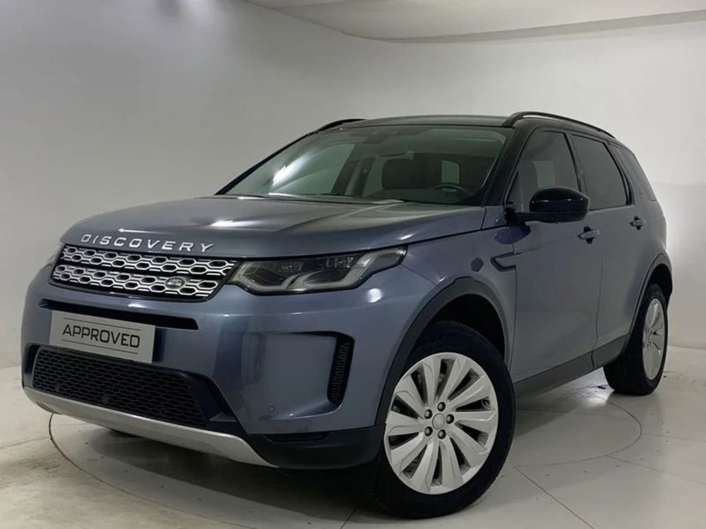 Land Rover Discovery Sport nuova a Pesaro-Urbino