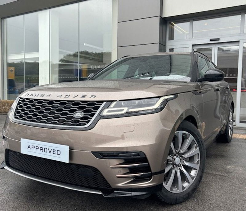 Land Rover Range Rover Velar 2.0D I4 240 CV R-Dynamic SE  del 2018 usata a Pesaro