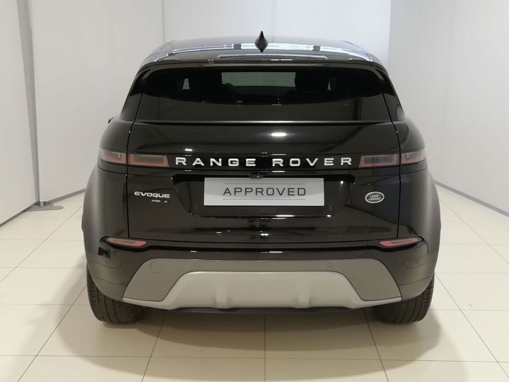 Land Rover Range Rover Evoque 2.0D I4-L.Flw 150 CV AWD Auto HSE del 2019 usata a Agliana (2)