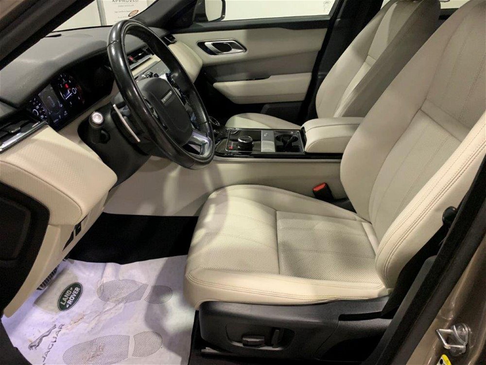 Land Rover Range Rover Velar 2.0D I4 240 CV R-Dynamic S  del 2019 usata a Agliana (3)