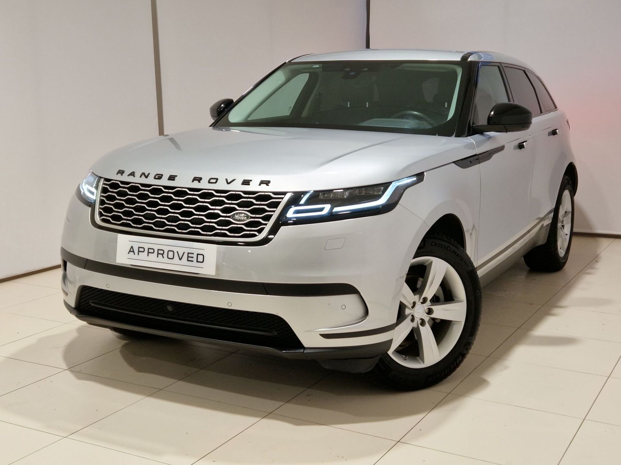 Land Rover Range Rover Velar 2.0D I4 180 CV  del 2021 usata a Agliana