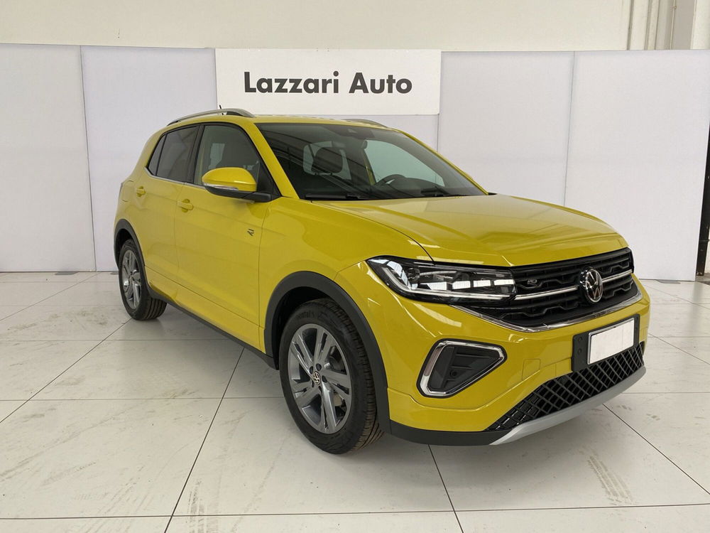 Volkswagen T-Cross nuova a Lodi (3)