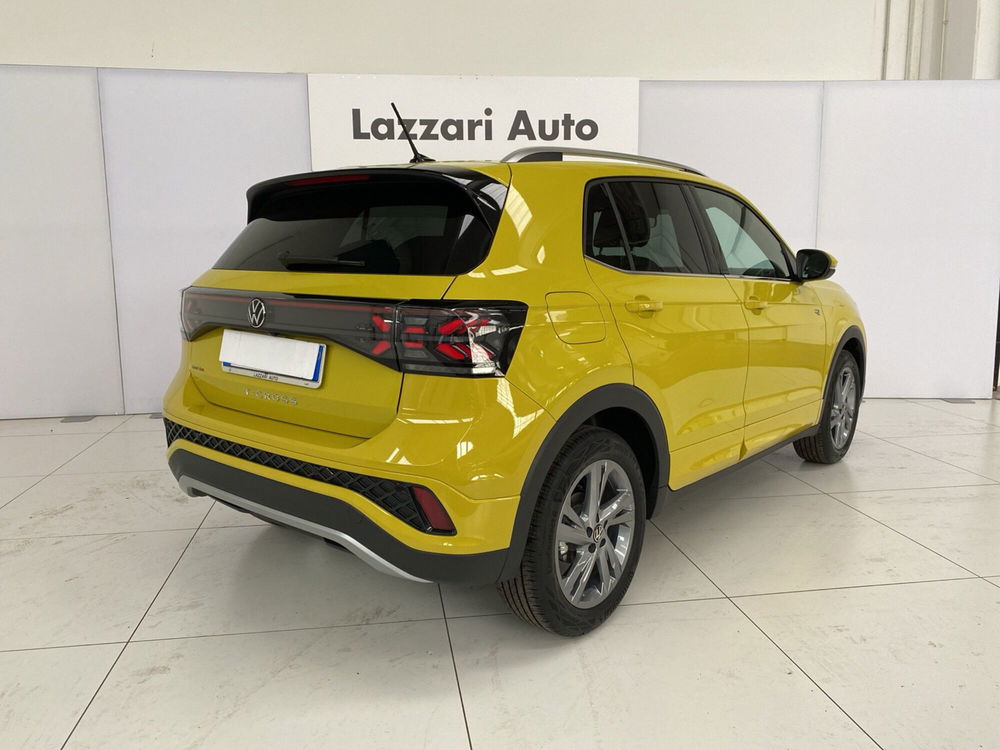 Volkswagen T-Cross nuova a Lodi (4)