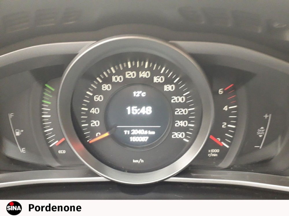 Volvo V40 Cross Country usata a Pordenone (12)