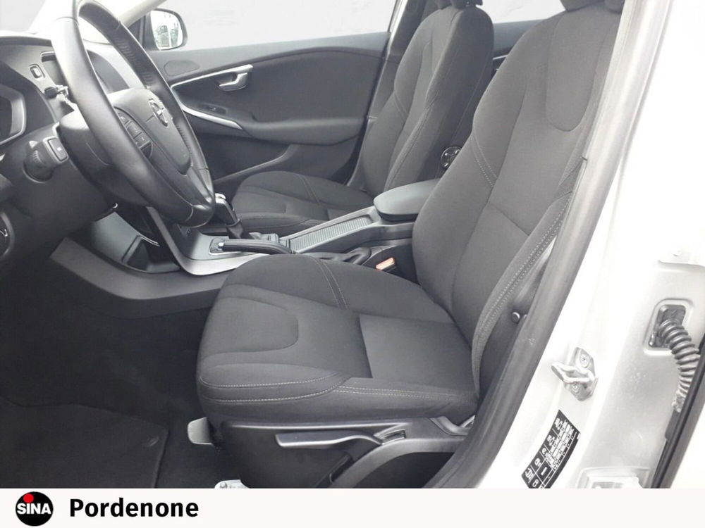 Volvo V40 Cross Country usata a Pordenone (9)