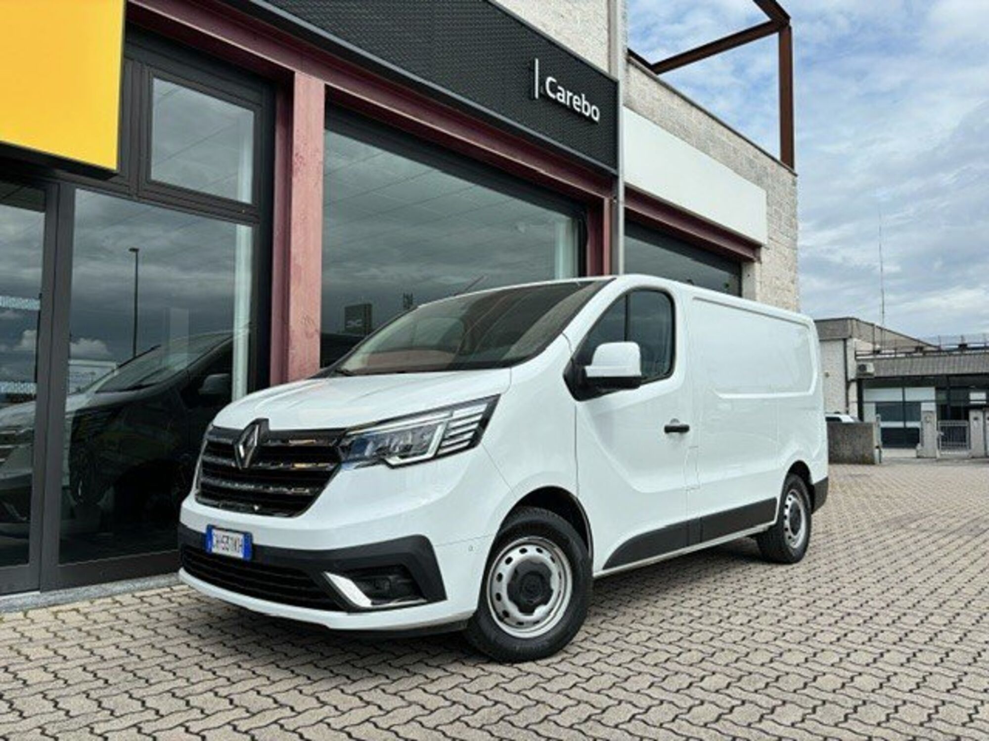 Renault Trafic Furgone T27 2.0 dCi 150CV PC-TN-DC Furgone Energy Ice del 2022 usata a Parma