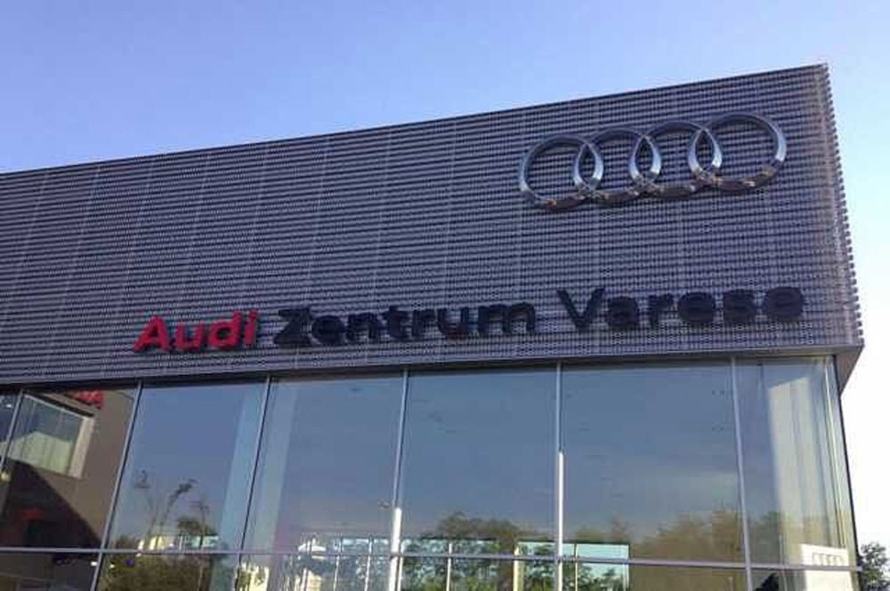 Audi A4 Avant nuova a Varese (14)