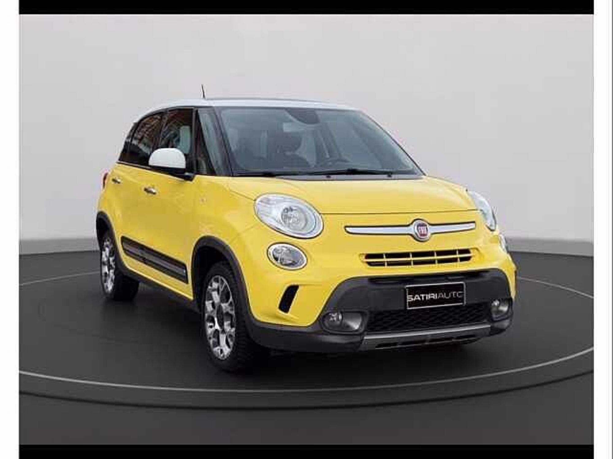 Fiat 500L 1.4 95 CV Trekking  del 2016 usata a Gualdo Tadino