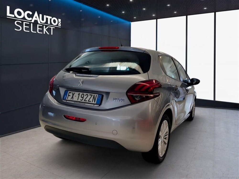Peugeot 208 BlueHDi 100 Stop&Start 5 porte Active  del 2019 usata a Torino (4)
