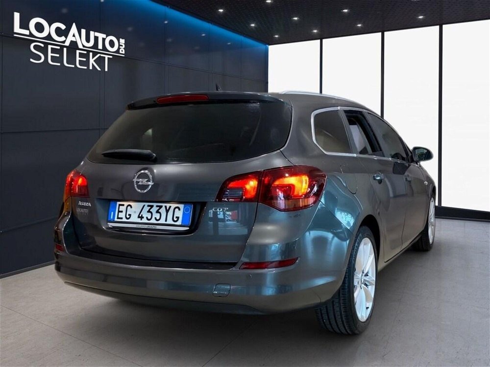 Opel Astra Station Wagon 1.7 CDTI 110CV Sports Cosmo  del 2011 usata a Torino (3)