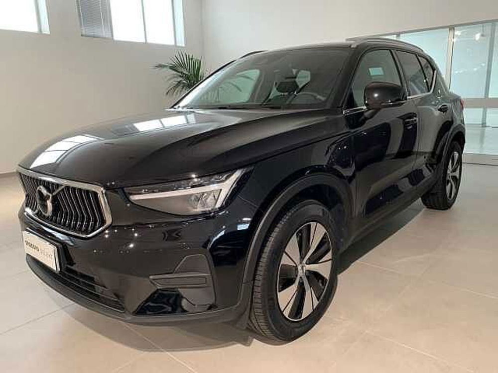 Volvo XC40 usata a Vercelli (2)