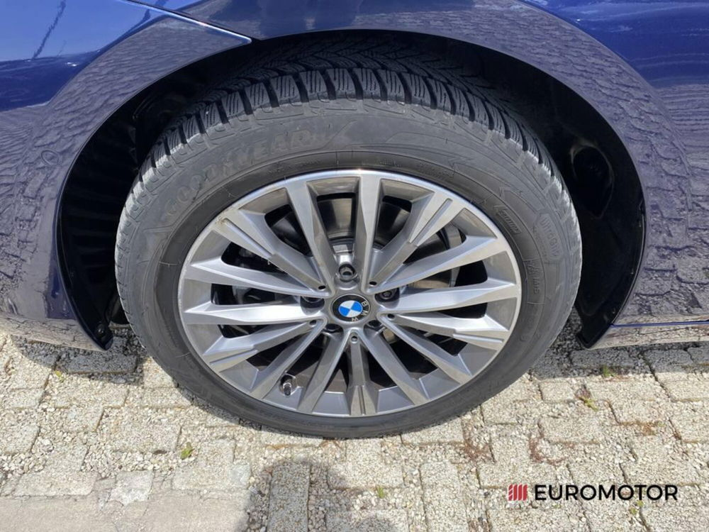 BMW Serie 2 Active Tourer 218d  Luxury  del 2020 usata a Modugno (4)
