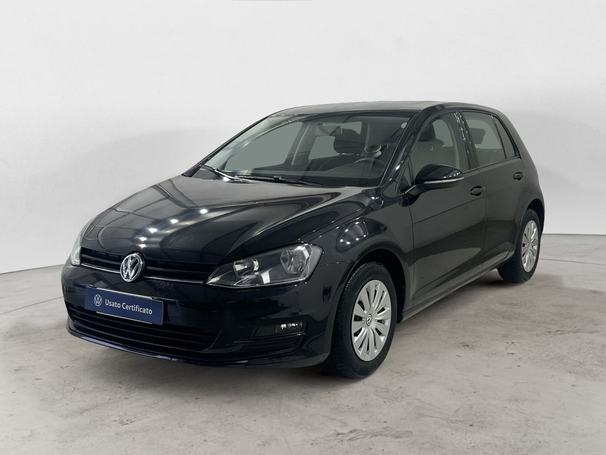 Volkswagen Golf 1.2 TSI 105 CV 5p. Trendline BlueMotion Technology del 2014 usata a Massa