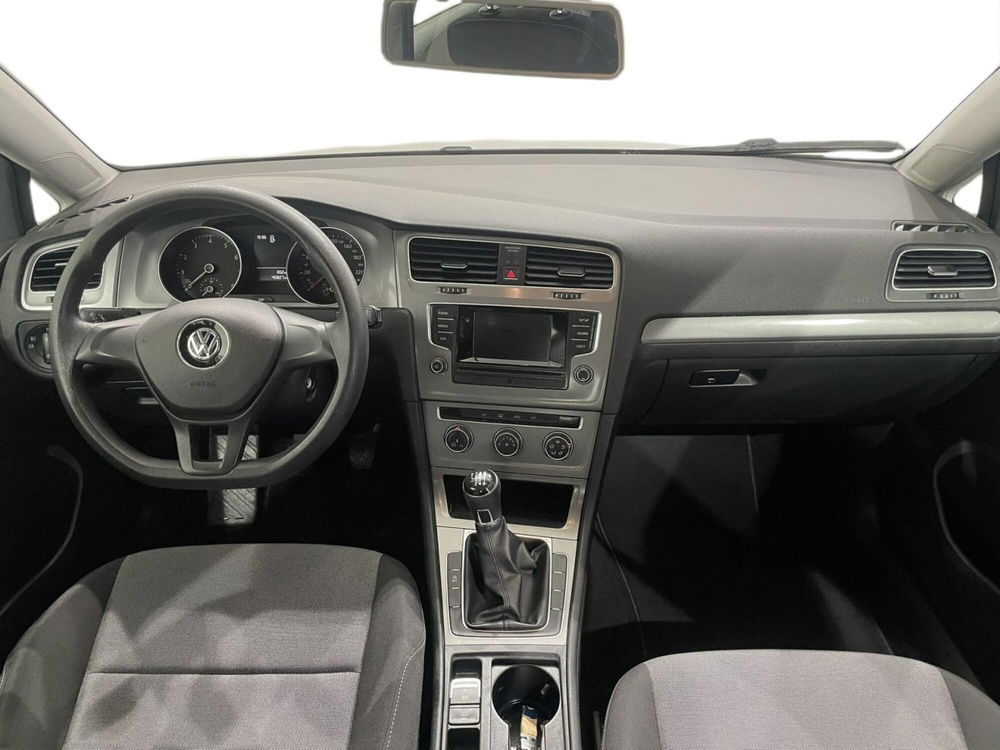 Volkswagen Golf usata a Massa-Carrara (12)