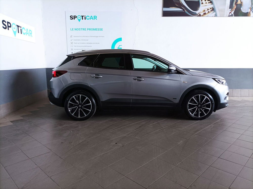 Opel Grandland X usata a Salerno (7)