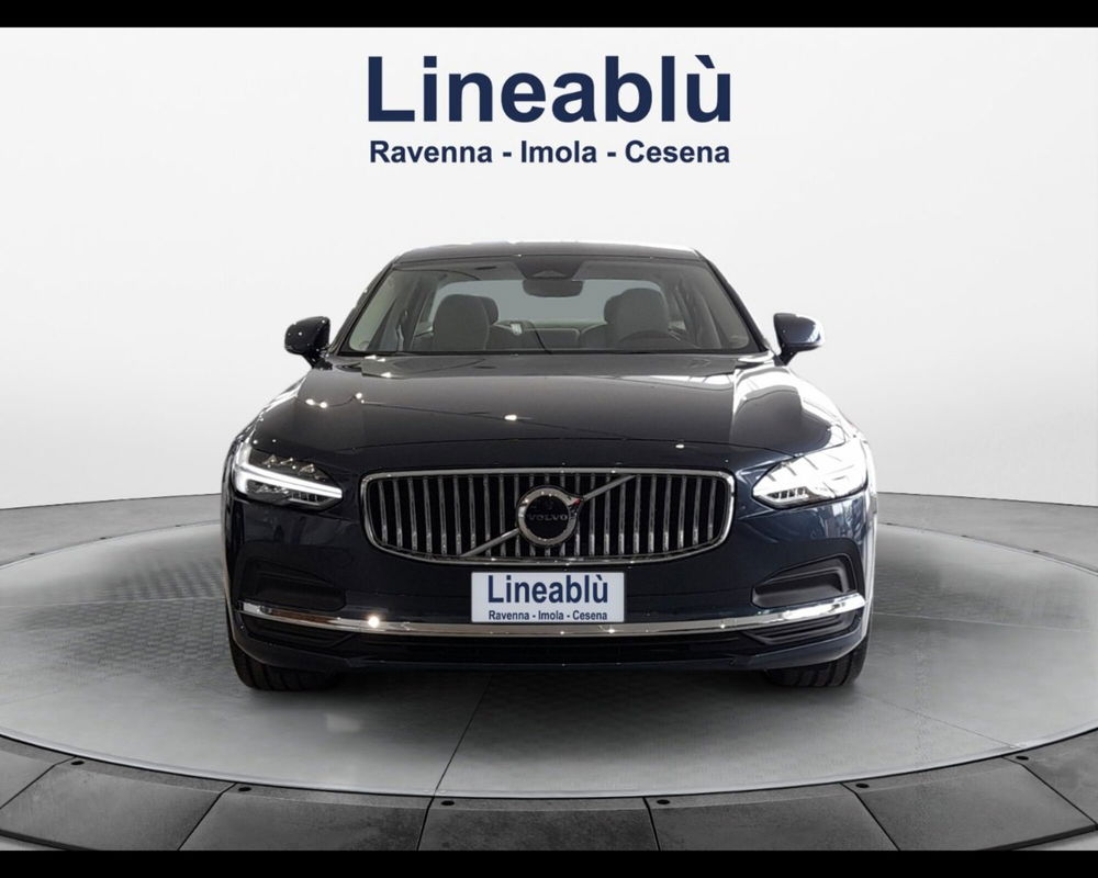 Volvo S90 nuova a Ravenna (8)