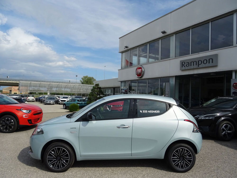 Lancia Ypsilon nuova a Venezia (2)