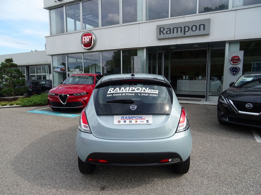 Lancia Ypsilon nuova a Venezia (4)