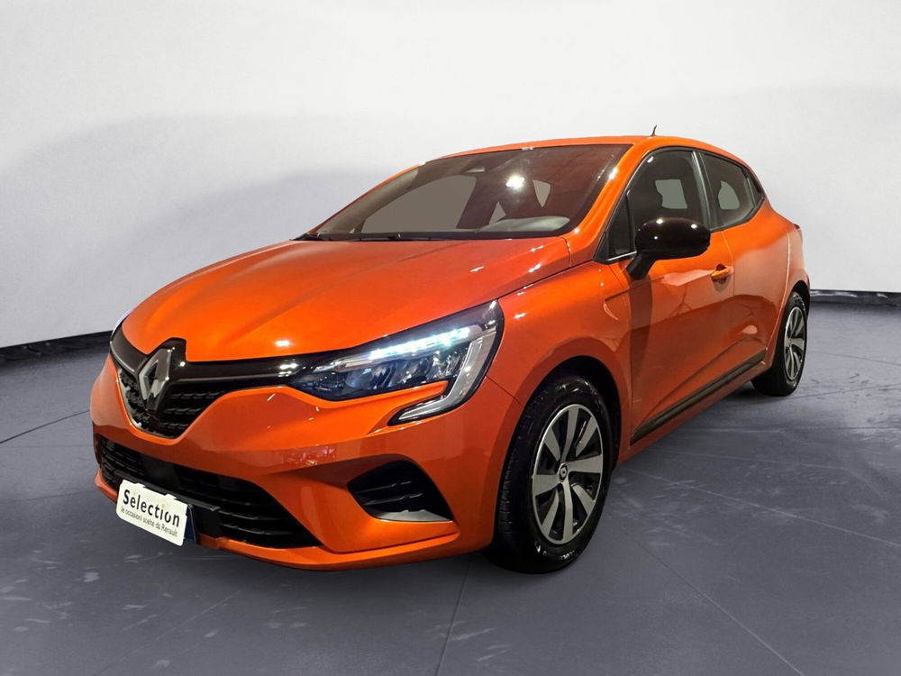 Renault Clio Full Hybrid E-Tech 145 CV 5 porte Equilibre del 2022 usata a Meda (5)