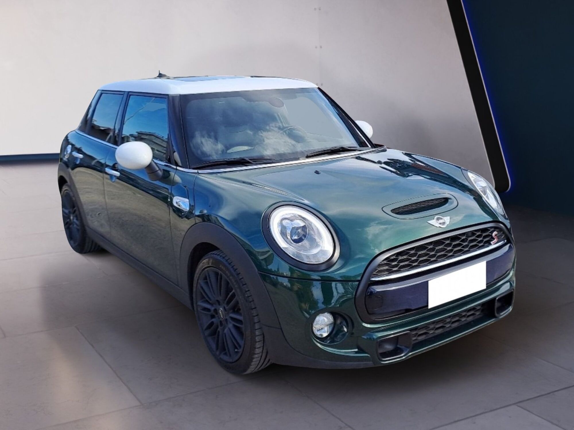 MINI Mini 2.0 Cooper S Hype 5 porte  del 2017 usata a Montesilvano