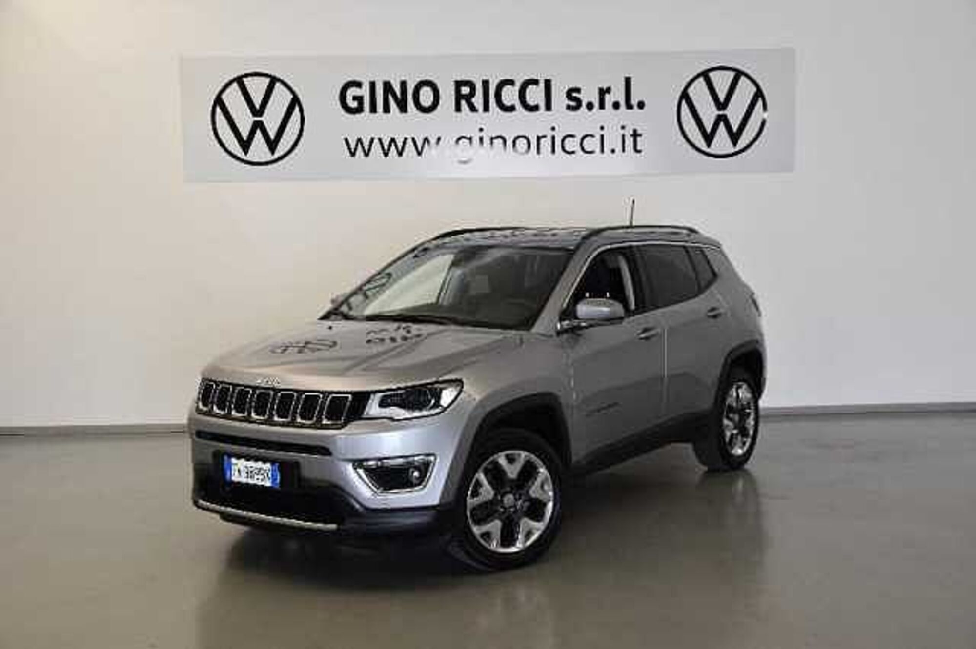 Jeep Compass 1.4 MultiAir 170 CV aut. 4WD Limited  del 2019 usata a Cesena