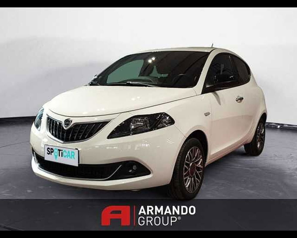 Lancia Ypsilon usata a Cuneo