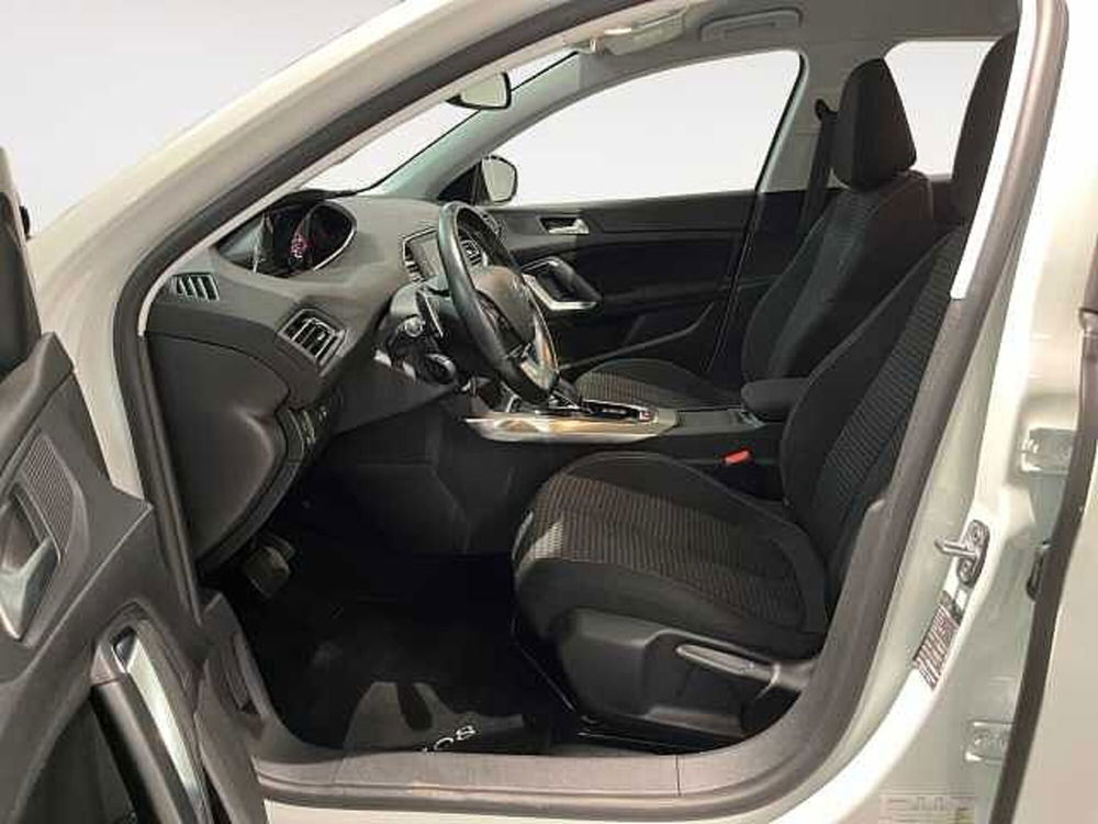 Peugeot 308 SW usata a Treviso (15)