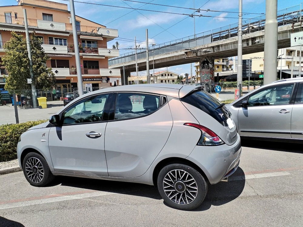 Lancia Ypsilon usata a Chieti (3)