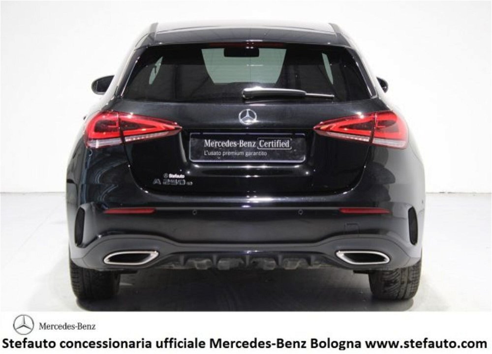 Mercedes-Benz Classe A 250 e phev AMG Line Premium auto del 2023 usata a Castel Maggiore (4)