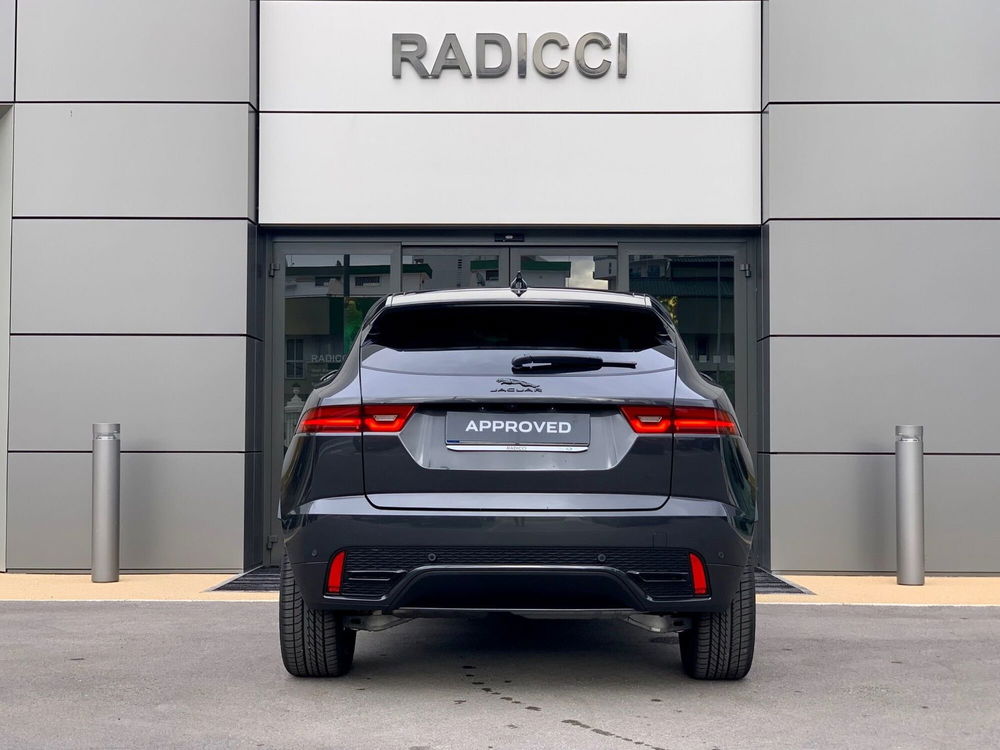 Jaguar E-Pace usata a Bari (7)