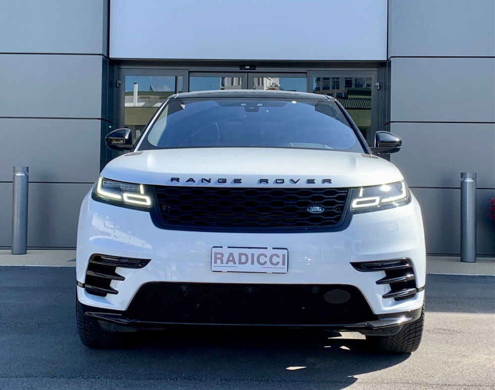 Land Rover Range Rover Velar usata a Bari (8)