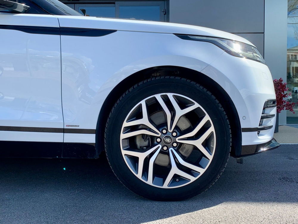 Land Rover Range Rover Velar usata a Bari (9)