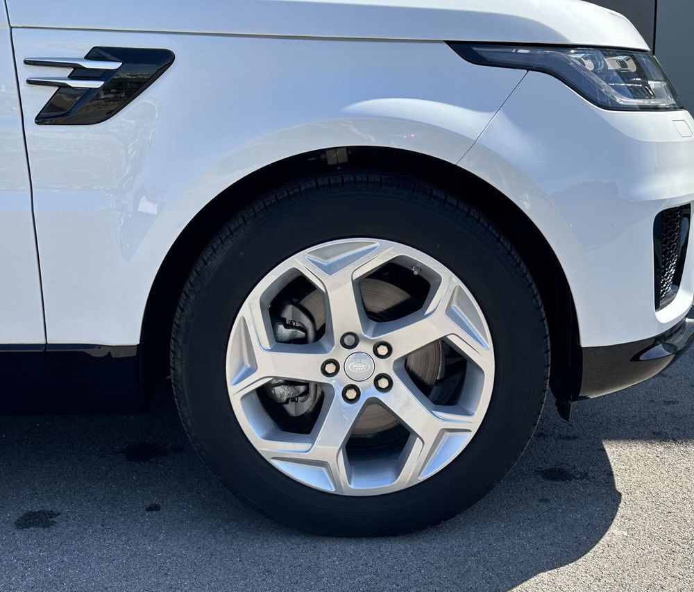 Land Rover Range Rover Sport usata a Bari (9)