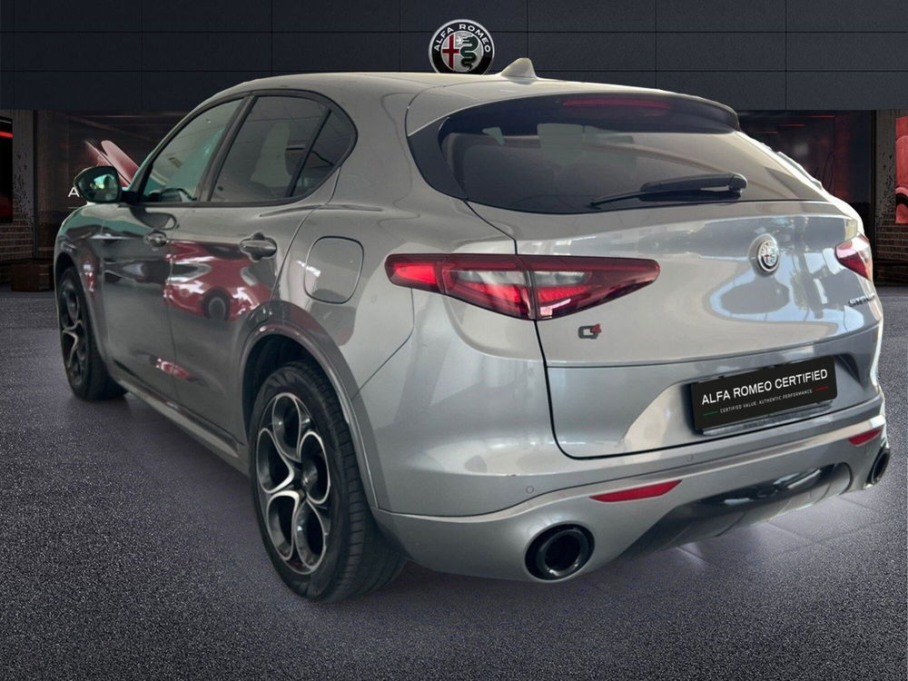 Alfa Romeo Stelvio usata a Pescara (4)