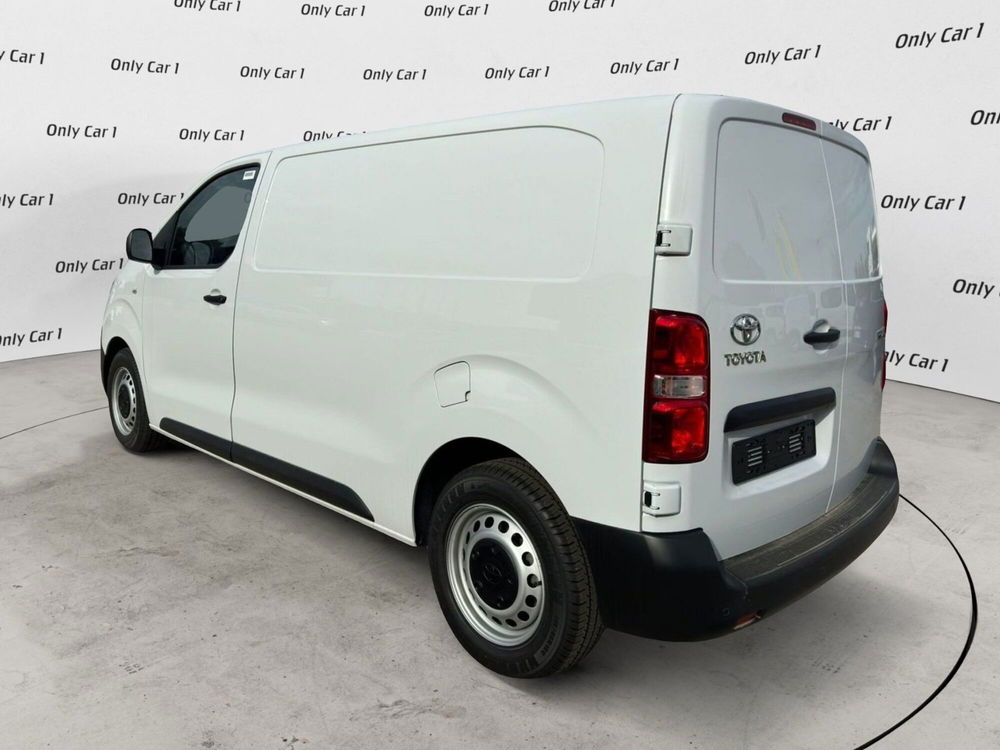 Toyota Proace nuova a Ferrara (3)