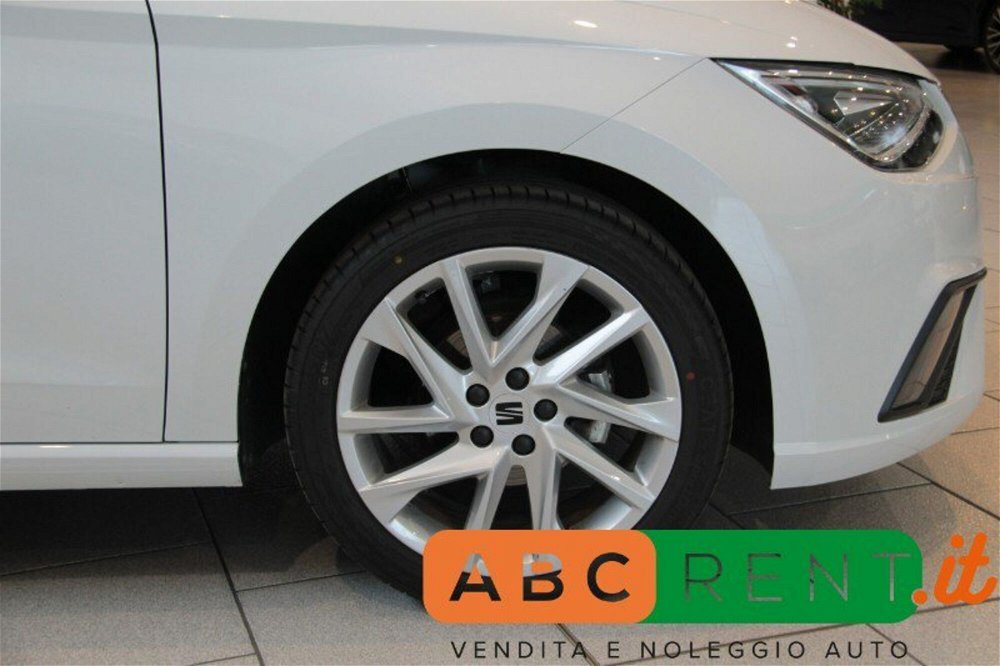 SEAT Ibiza 1.0 ecotsi FR 95cv del 2023 usata a Sesto San Giovanni (4)