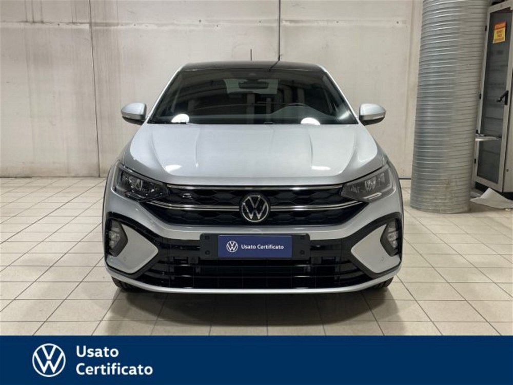 Volkswagen Taigo 1.0 TSI 110 CV DSG R-Line nuova a Arzignano (2)
