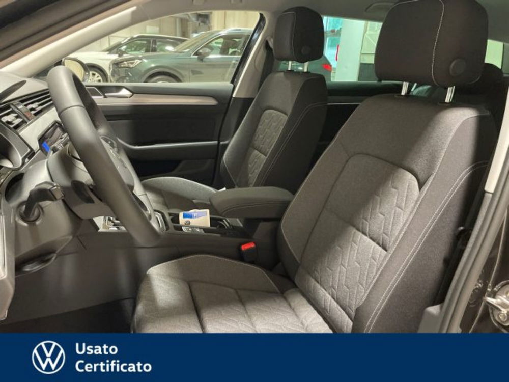 Volkswagen Passat nuova a Vicenza (16)